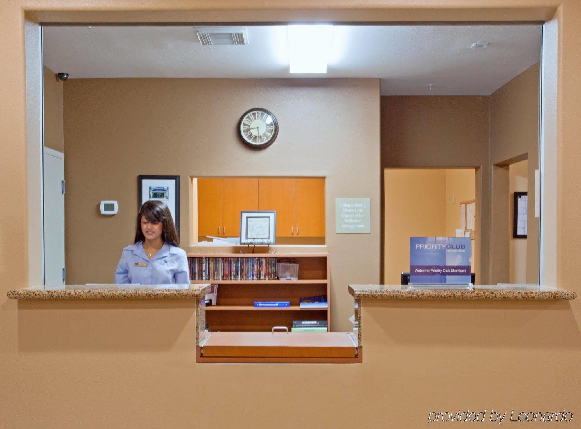 Candlewood Suites Houston Westchase - Westheimer By Ihg Beltér fotó